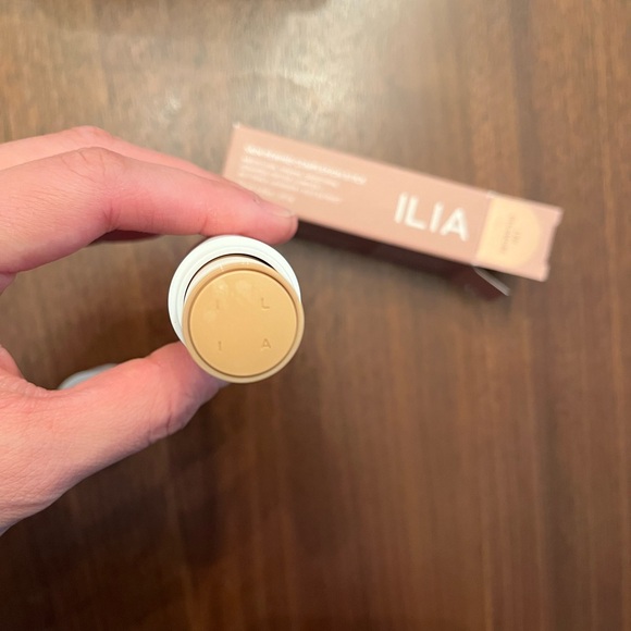 ILIA Skin Rewind Complexion Stick 12N Sycamore - Picture 6 of 8